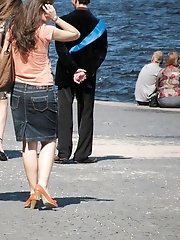 12 pictures - Sexy summer dress upskirt photos