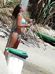 12 pictures - Heavy titted bikini fems recorded
