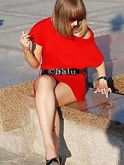 4 pictures - Upskirt sniper gallery