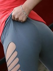 12 pictures - Brunette's sexy tight pants