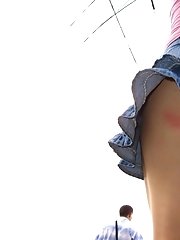 12 pictures - Voyeur upskirt gallery