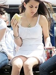 12 pictures - Real street upskirts of sexy babes