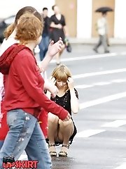12 pictures - Fantastic redhead upskirt pics