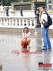 12 pictures - Excellent views up skirts