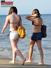 12 pictures - Hot girls in bikini panties on cam