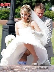 12 pictures - Very steamy bride upskirt pics