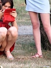 8 pictures - real candid views in public picture gallery