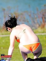 12 pictures - Bodies in sexy swimsuits in the sun