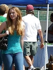 12 pictures - Cameltoe upskirt gallery