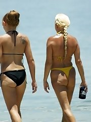 12 pictures - Teenie swimsuits covering hot bodies