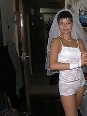 9 pictures - Pictures of Bride Dressed In Wedding Dress