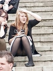 12 pictures - Spectacular mini skirt up skirts