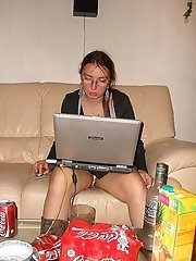 8 pictures - real cheerleader upskirt with no panies picture gallery