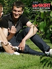 12 pictures - Spy upskirt filmed outdoors