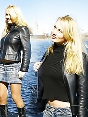 12 pictures - Cute upskirt girls relax in the park