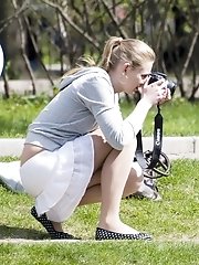 12 pictures - Cute upskirt girls relax in the park