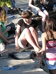 5 pictures - Upskirt sniper gallery