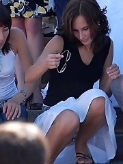 8 pictures - upskirt no panties real pics gallery