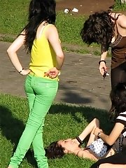 8 pictures - pantie hose upskirt pics