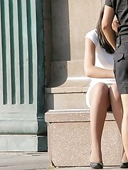 12 pictures - The most spectacular outdoor upskirts