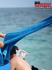 12 pictures - Hot amateurs out of their bikinis